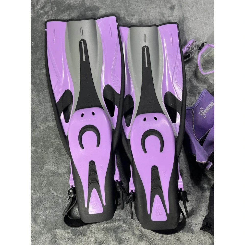 Rapido Boutique Bundle Flipper XL 9-11 Underwater Light Socks Travel Bag Snorkel